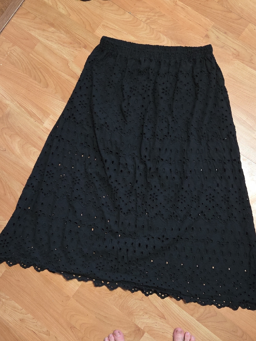 H&M Black Eyelet Maxi Skirt with Scalloped Hem